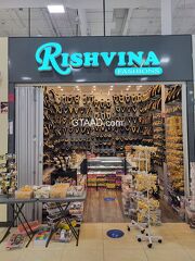 Rishvina Fashions